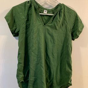 XS old navy loose Tee